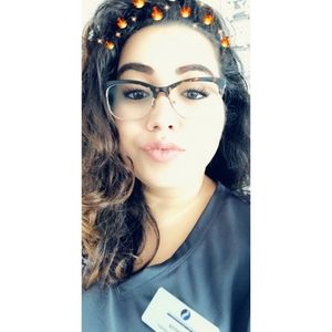 Meet your Posher, Brianna